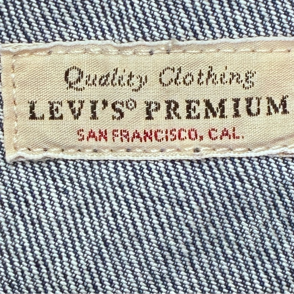 Levi’s Vintage Shortfalls Women’s Small Raw Hem Adjustable Straps Two Horse - Picture 2 of 10